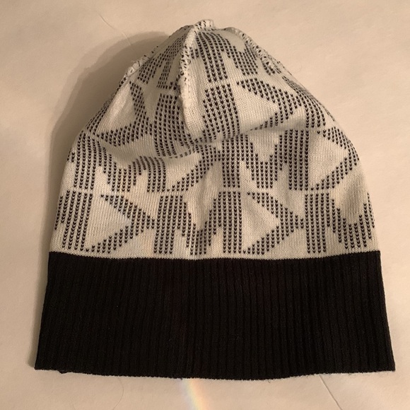 Michael Kors MK hat black/White - Picture 7 of 8